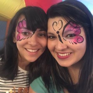 Meet your Posher, Larissa